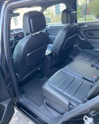 Volkswagen Tiguan cena 129900 przebieg: 77679, rok produkcji 2019 z Warszawa małe 631